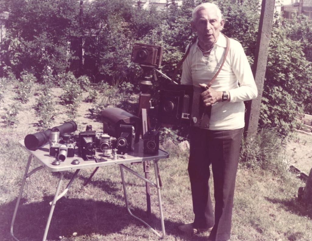 Der Selliner Fotograf 1989 (Foto: Udo Bress)